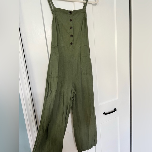 Green jumpsuit, size xs - Picture 3 of 3